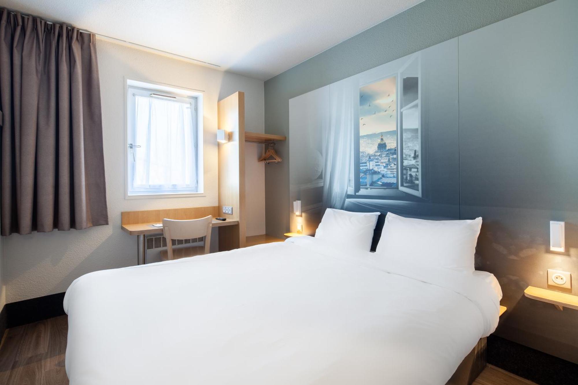 B&B Hotel Maurepas Eksteriør bilde