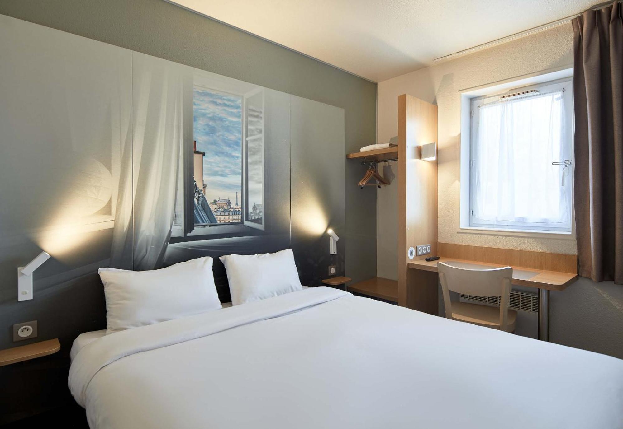 B&B Hotel Maurepas Eksteriør bilde