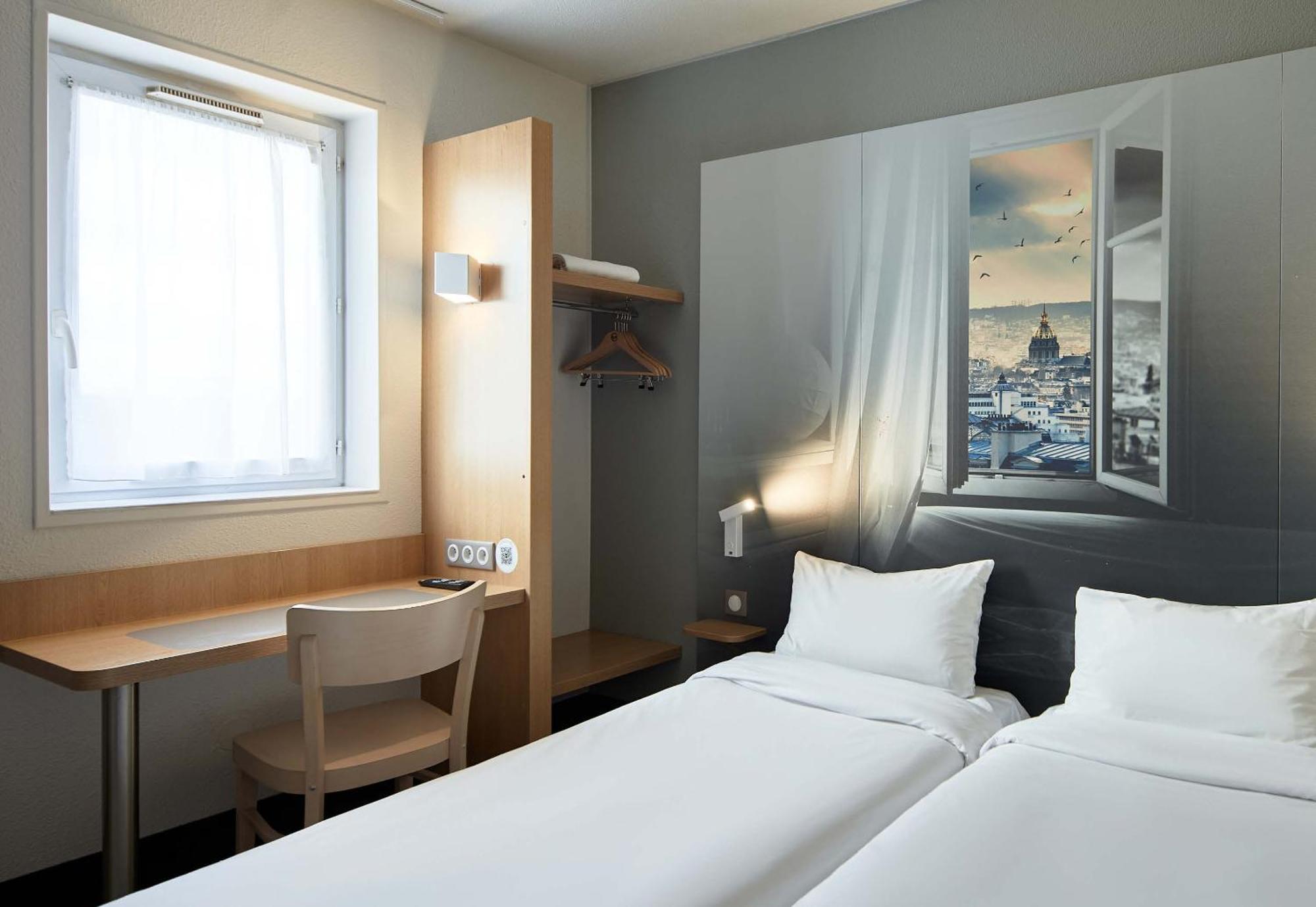 B&B Hotel Maurepas Eksteriør bilde
