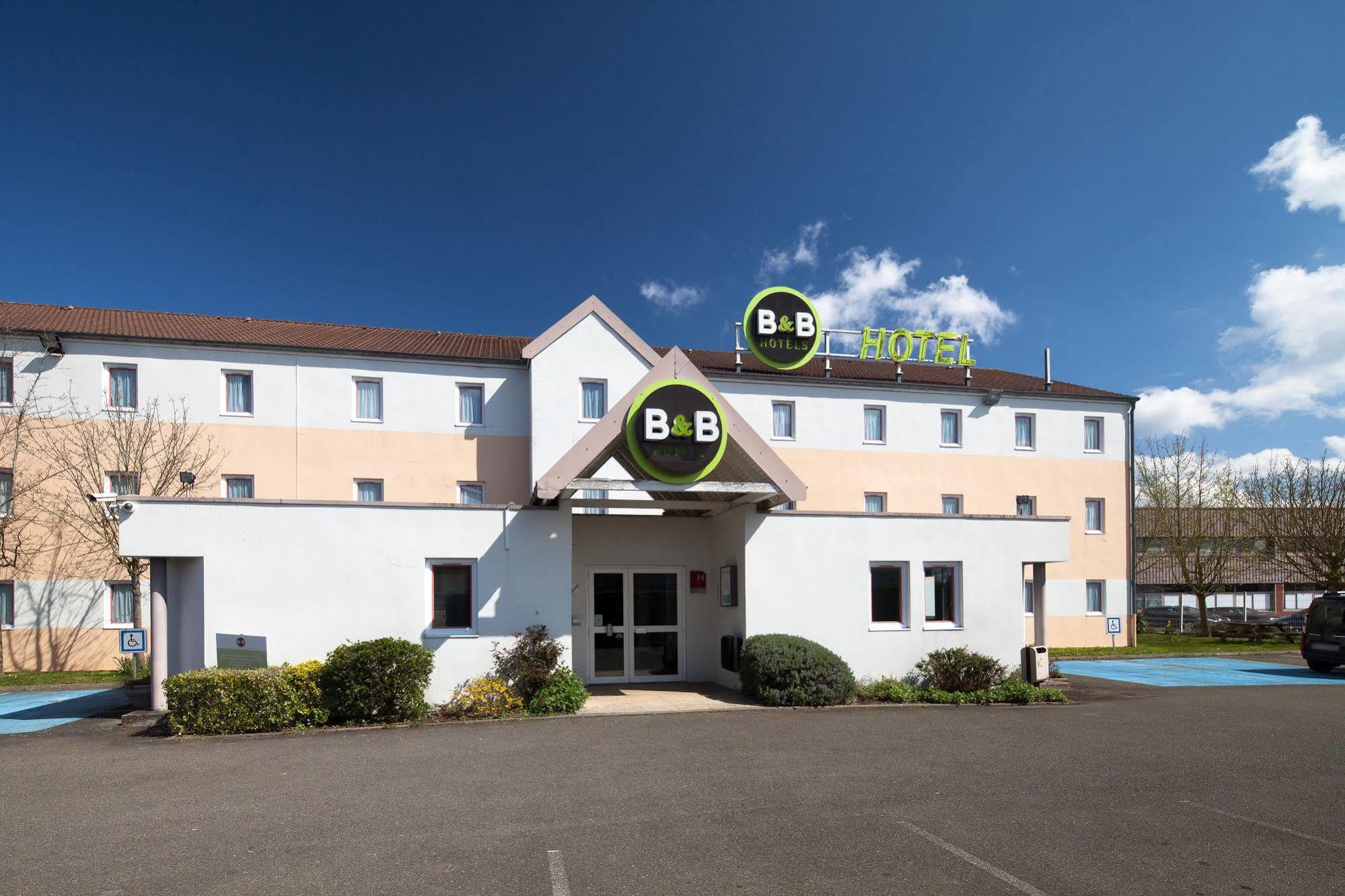 B&B Hotel Maurepas Eksteriør bilde